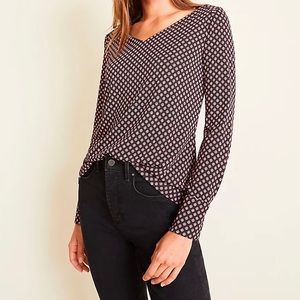 Ann Taylor Long Sleeve Sunflower V-Neck Top Medium New with Tags